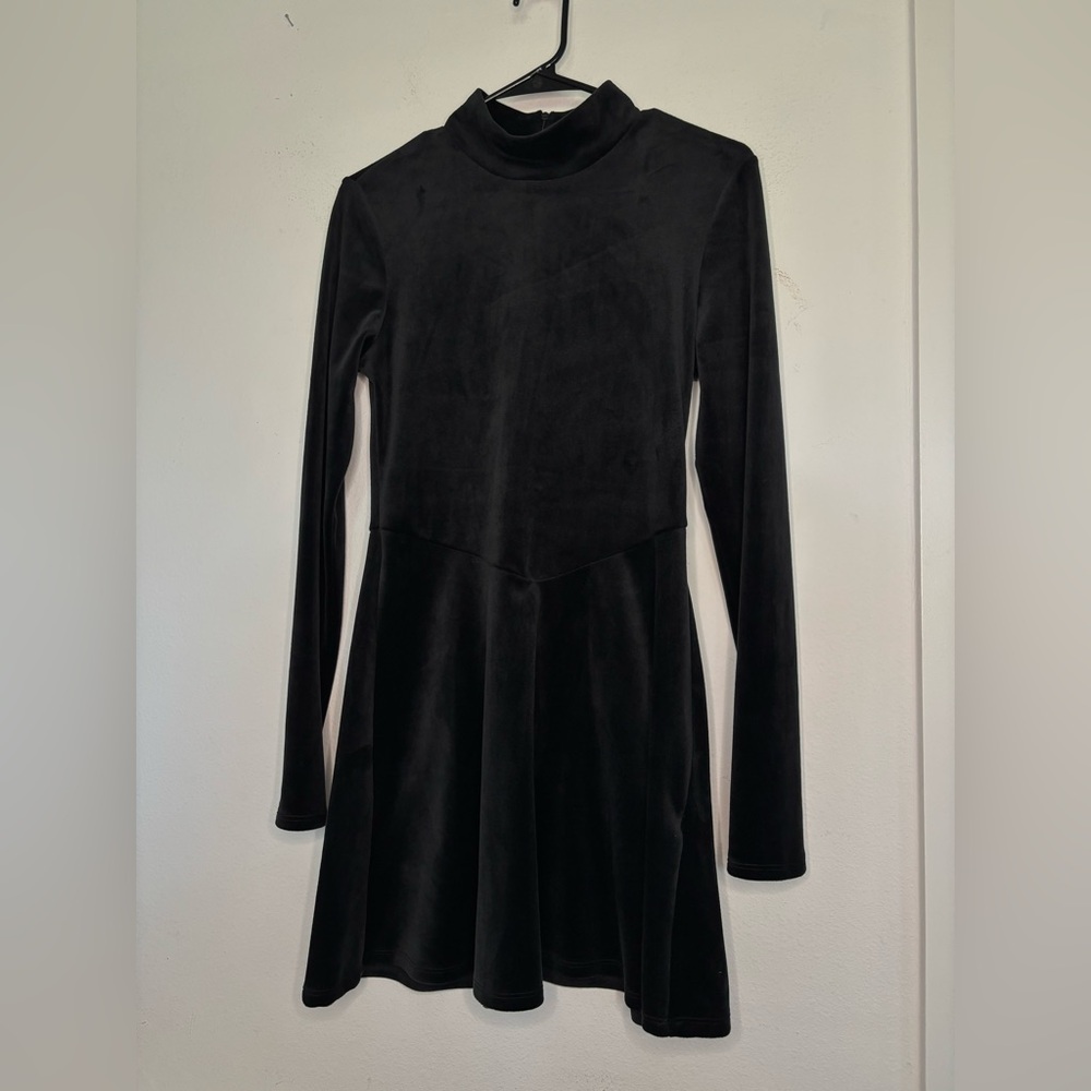 FOREVER 21 BLACK VELOUR HIGH NECK DROP WAIST LONG SLEEVE MINI DRESS SZ LARGE